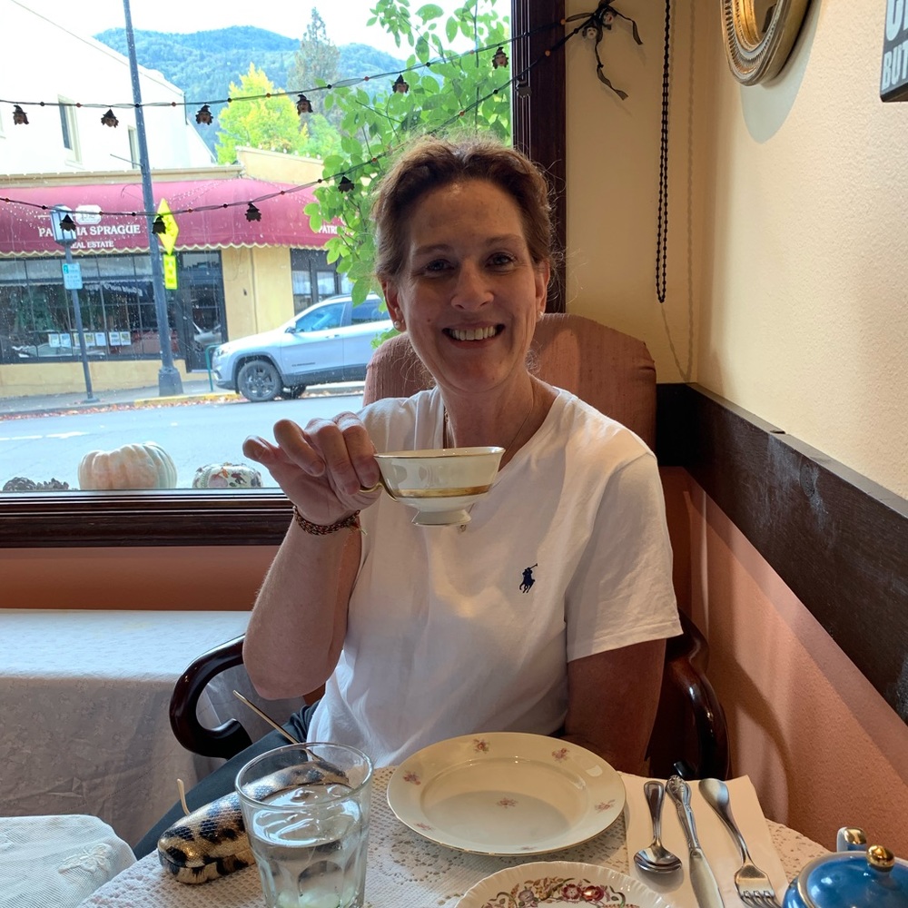 Meet your Posher, Tiffany